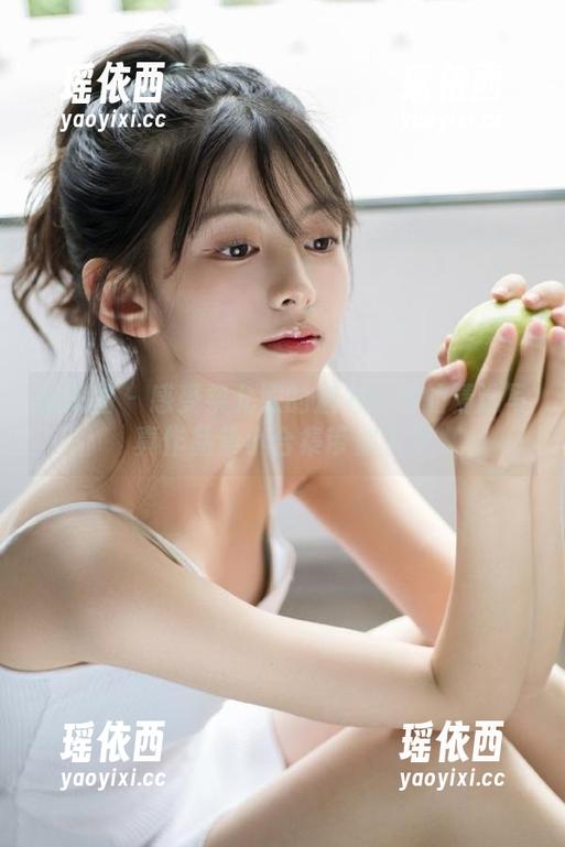 微密圈 - 感受黎允熙的魅力：她的精选写真作品集小合集带你入梦