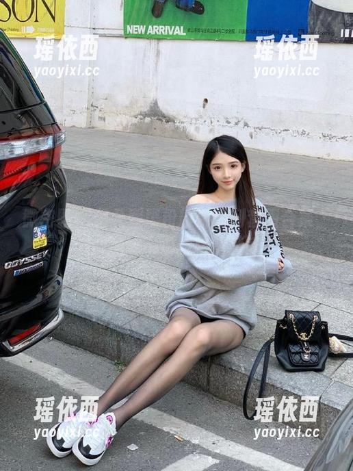 微密圈 - 黎允熙黑粉瑜伽系列套图合集，感受每一个独特的瞬间